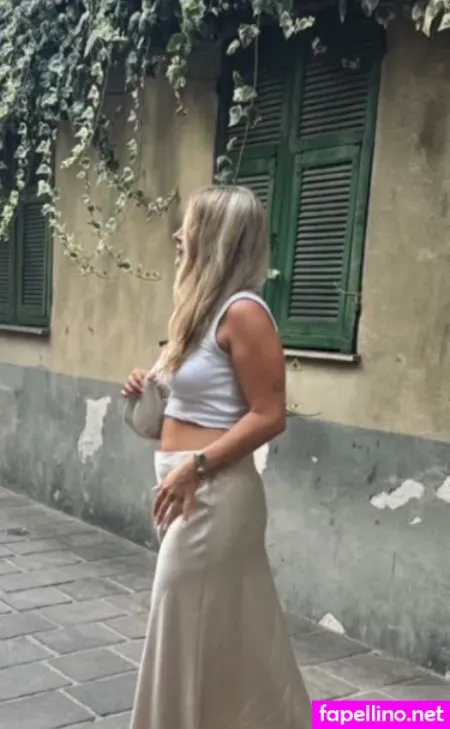 Lea Friedli OnlyFans Thumbnail #3xAeSA5oxL