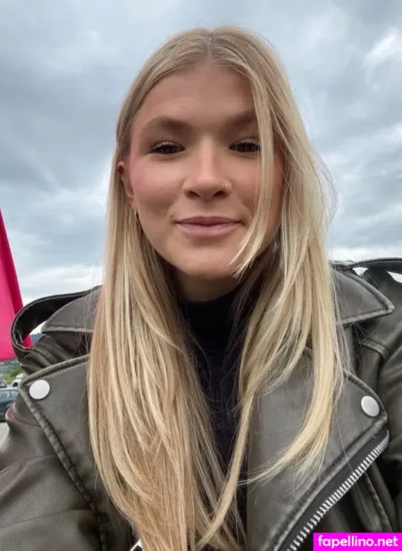 Lea Friedli OnlyFans Thumbnail #T85ICKBbE5