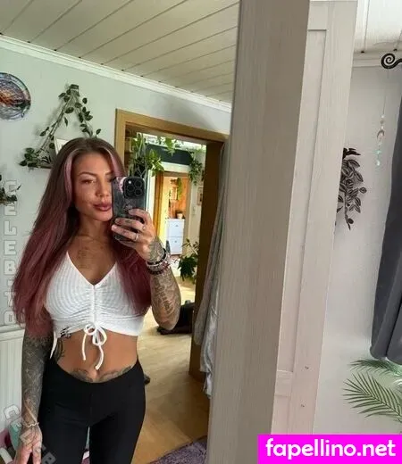 Lea Katz 6 OnlyFans Thumbnail #adcfJjkFbc