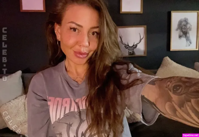 Lea Katz 6 OnlyFans Thumbnail #qvEG9NkO3N