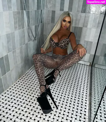 Lea Keler 2001 OnlyFans Thumbnail #FgJ5Jyb5gw