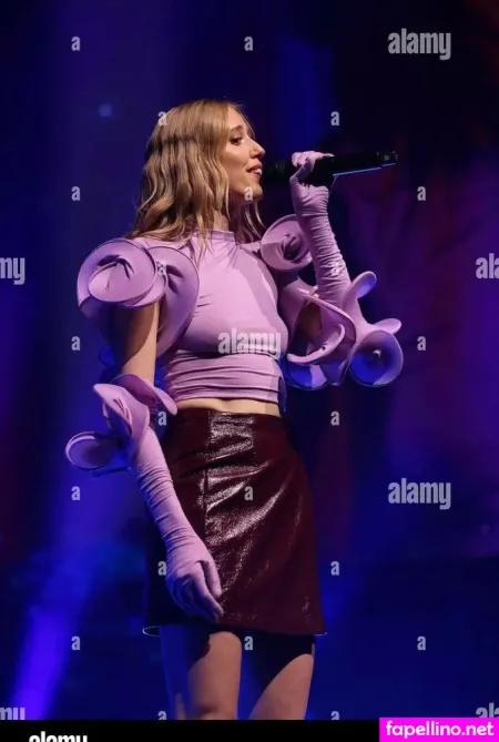 Lea Marie Becker OnlyFans Thumbnail #hraGZCanYu