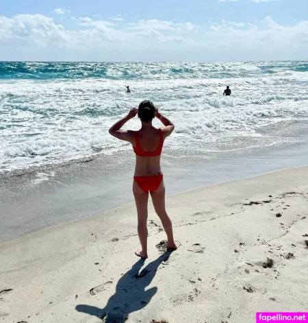 Lea Michele OnlyFans Thumbnail #YezH0BD1oN