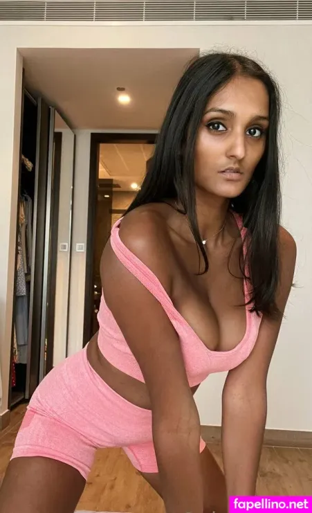 Lea Monet OnlyFans Thumbnail #FqgFk456yZ