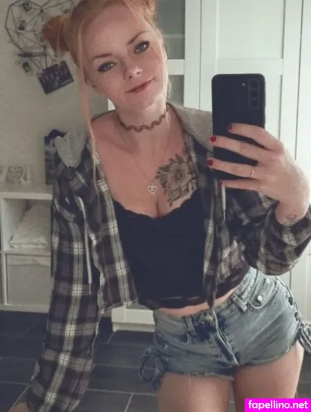 Lea Nici Main Profile Photo