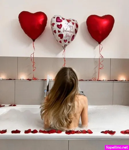 Lea Peach OnlyFans Thumbnail #9laCISaSa6