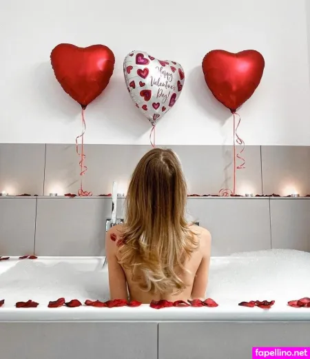 Lea Peach OnlyFans Thumbnail #PCrR7ejLLG