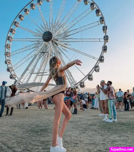 Lea Peach OnlyFans Thumbnail #pHdvU5LfPu