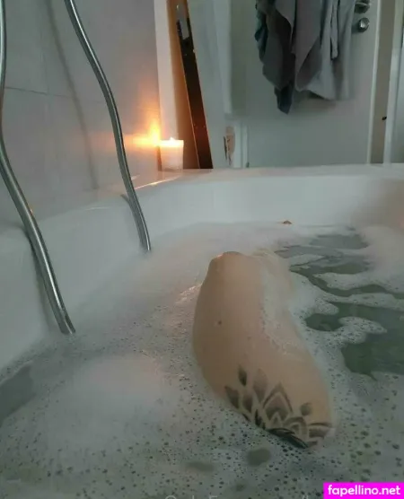 Lea Privat OnlyFans Thumbnail #30mDxANCJw