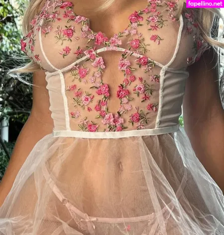 Lea Renez OnlyFans Thumbnail #3D58KdzV7M