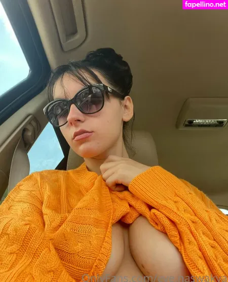 Lea Renez OnlyFans Thumbnail #9R2MNsTmEp