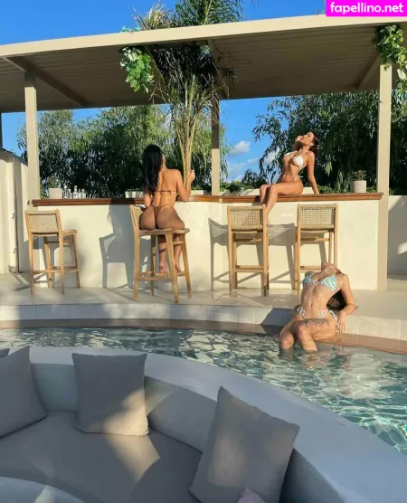 Lea Renez OnlyFans Thumbnail #iOt3xEjsHc