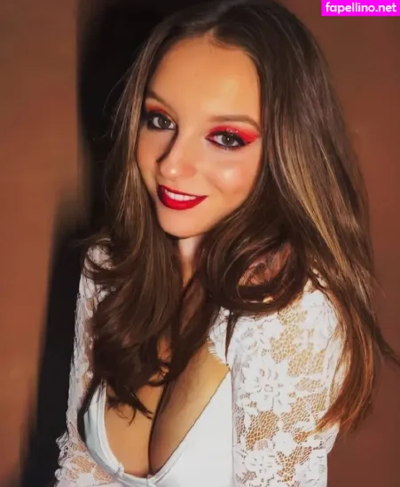 Lea Renez OnlyFans Thumbnail #lXLkMQFuNI