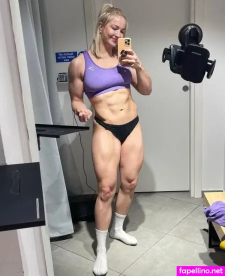 Lea Schreiner OnlyFans Thumbnail #8DbAij0DQx