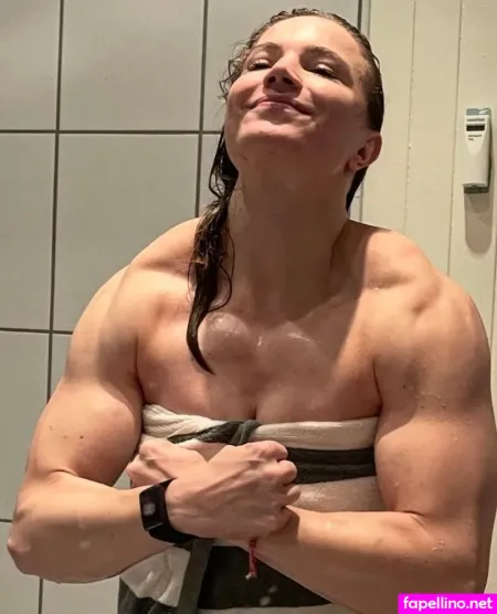 Lea Schreiner OnlyFans Thumbnail #Igrx9NLFQs