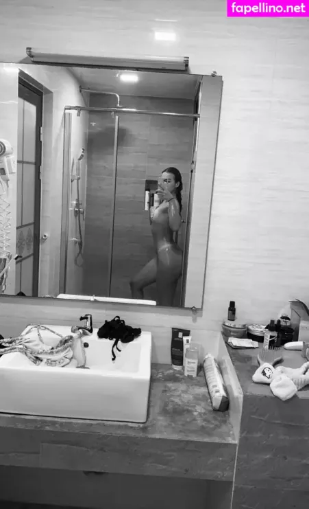 Lea Stocko OnlyFans Thumbnail #aM45QHWyju