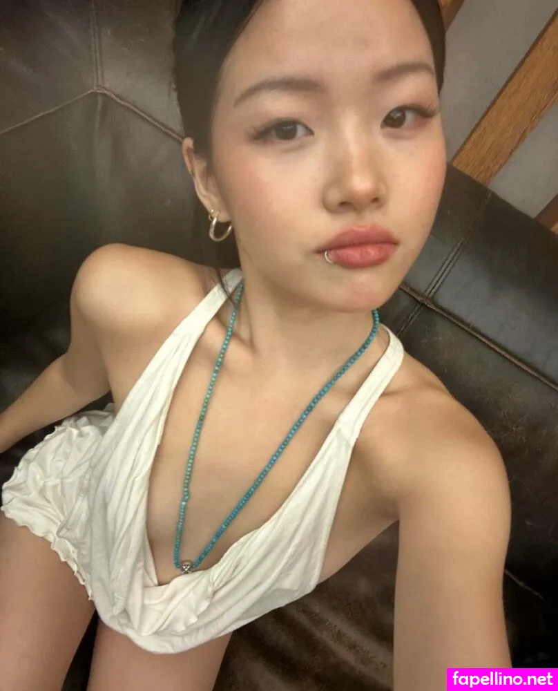 ash_l9049, ddaaainnn, lea.sungg, leaag Nude Leaked OnlyFans Photo #3hR63W94t8