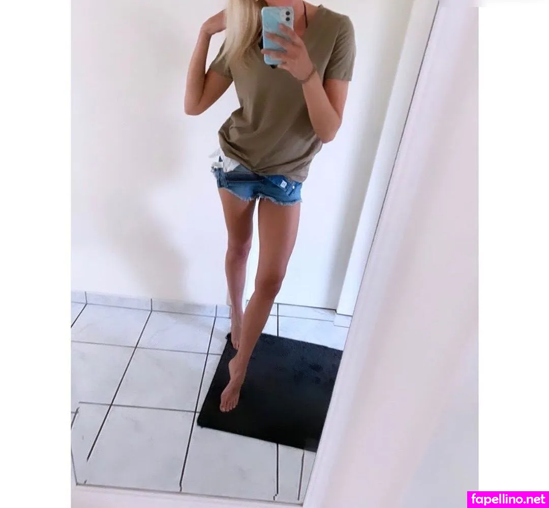 Lea (sunshineee_ms) Nude Leaked OnlyFans Photo #GhvnomFqtM