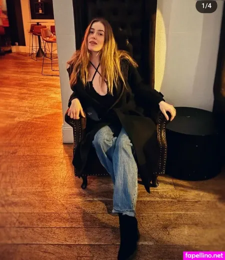 Lea Toran Jenner OnlyFans Thumbnail #H78IIj6uaW