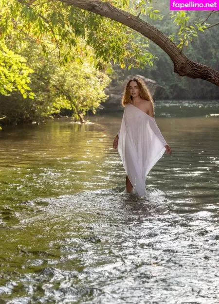 Lea Urman OnlyFans Thumbnail #55whhvIPqd