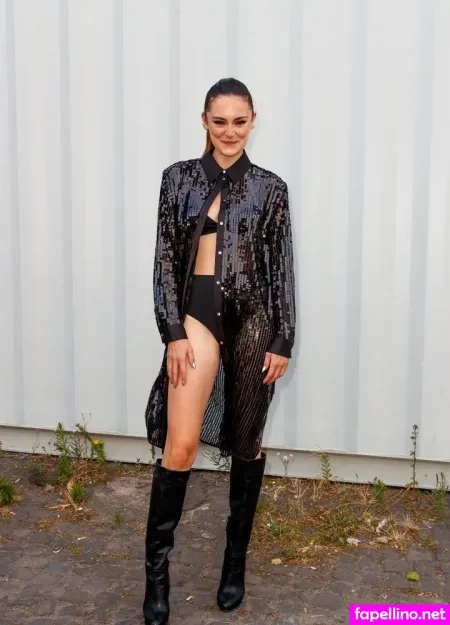 Lea Van Acken OnlyFans Thumbnail #LPV3zuCgNk