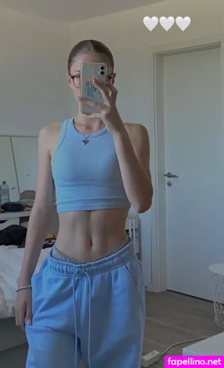 Lea Viktoria OnlyFans Thumbnail #PesMgLYpOa