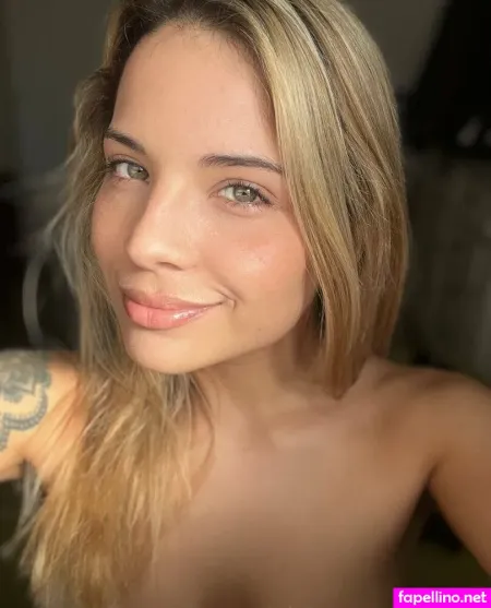 Lea Vlmtt OnlyFans Thumbnail #nIXrMcbUaJ