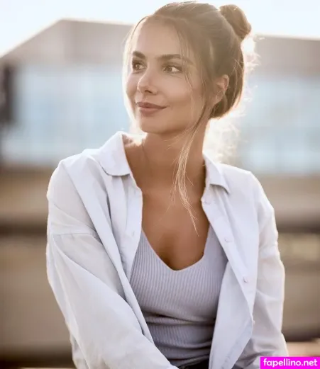 Lea Wagner OnlyFans Thumbnail #HN4mgvC0q7