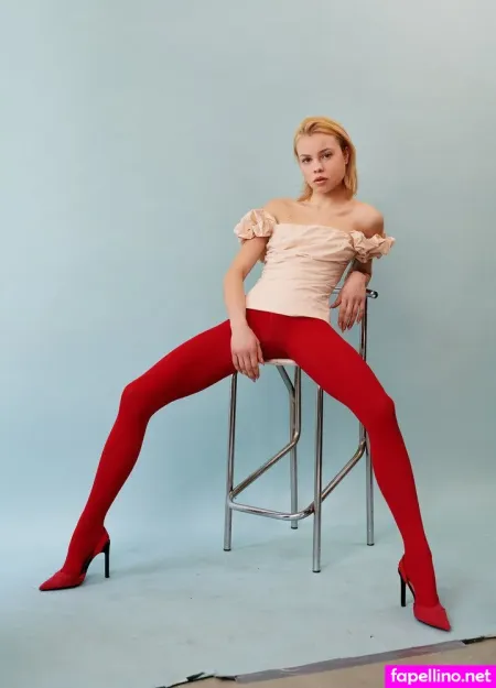 Lea Zoe Voss OnlyFans Thumbnail #BuT40RHYoq