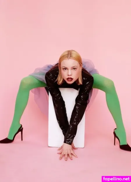Lea Zoe Voss OnlyFans Thumbnail #HtTW9E6qZ4
