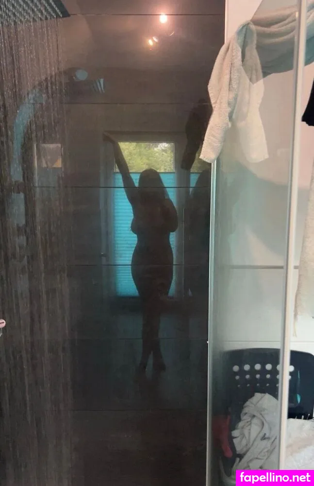 Leaacfg Nude Leaked OnlyFans Photo #9S8l8i3CLa