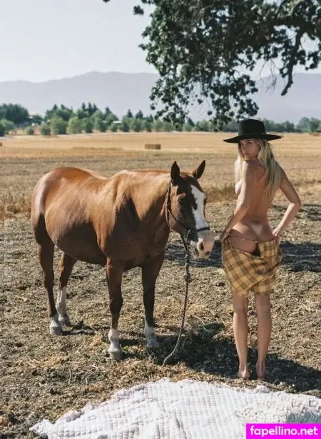Leaahhrose OnlyFans Thumbnail #teHQSw41hR