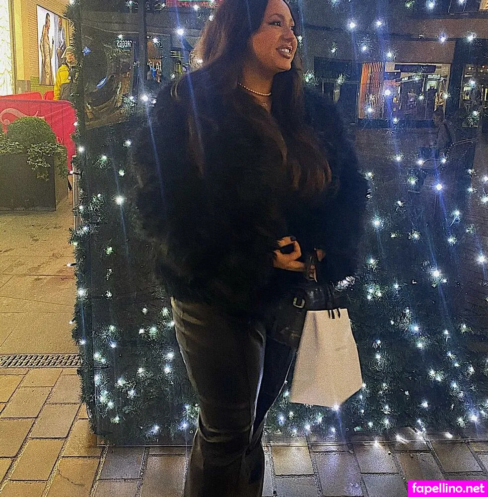 https:, leahallsop Nude Leaked OnlyFans Photo #8fEc0ALFWK