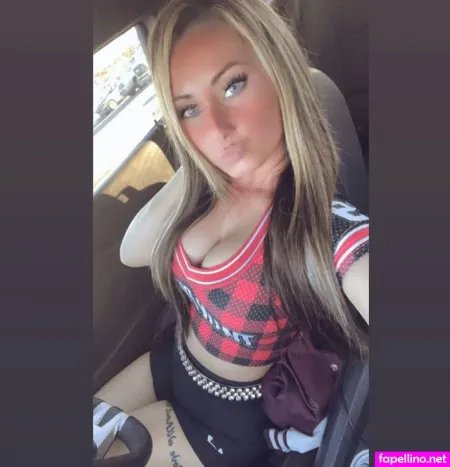 Leah Austin OnlyFans Thumbnail #kAVLiBsNKF