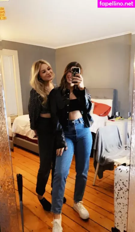 Leah Booth OnlyFans Thumbnail #e8kuZ4jX5H