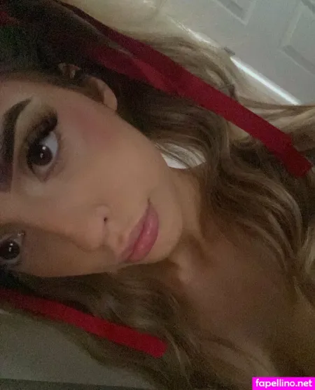 Leah Grace OnlyFans Thumbnail #RoR7m6dv5e