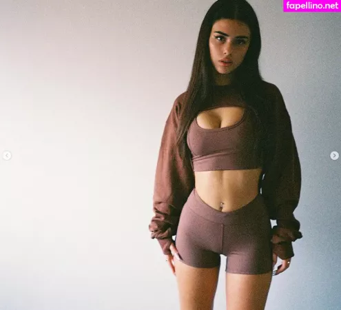 Leah Halton OnlyFans Thumbnail #CjsSmSikpv