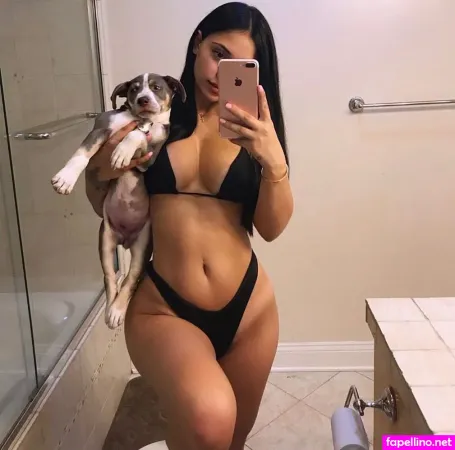 Leah Kateb OnlyFans Thumbnail #gAis5NhsD1