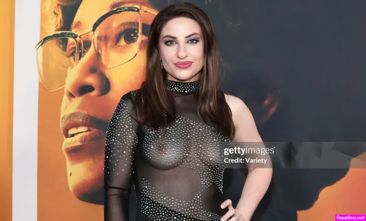 Leah Lamarr OnlyFans Thumbnail #A2yGQ2opGz