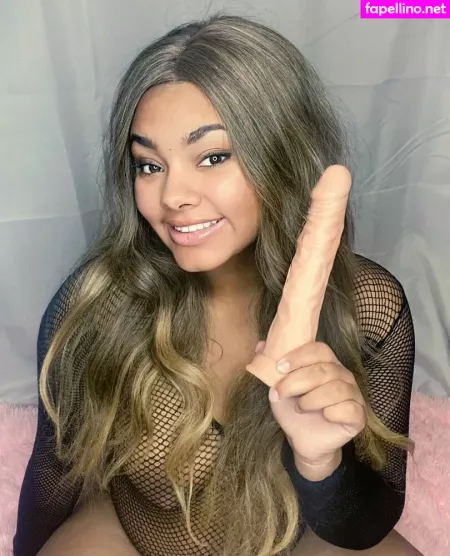 Leah Layne OnlyFans Thumbnail #GFATTFXQUf