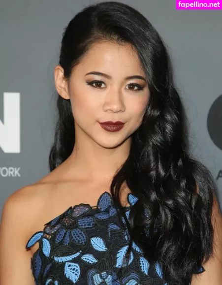 Leah Lewis OnlyFans Thumbnail #gTwW8sU4xP