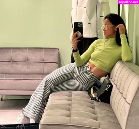 Leah Lewis OnlyFans Thumbnail #ydz14TzZcT