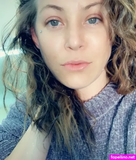 Leah Luv OnlyFans Thumbnail #00C9TlJz3y