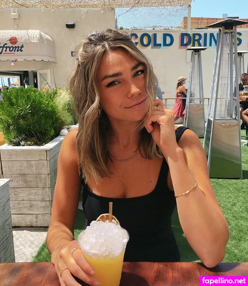 Leah__Martin Nude Leaked OnlyFans Photo #mDf6Qb2RNa