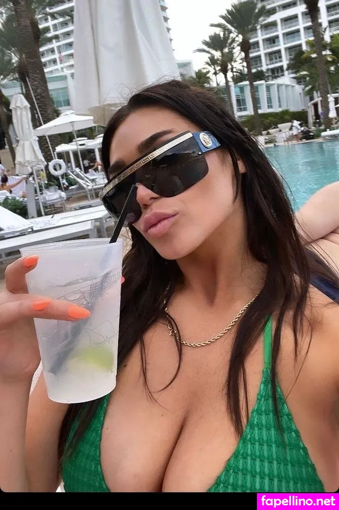 Leah__Martin Nude Leaked OnlyFans Photo #mV7F5hTMRF