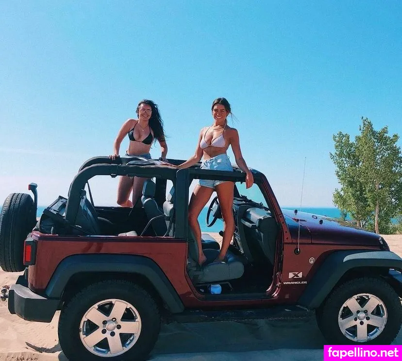 Leah__Martin Nude Leaked OnlyFans Photo #vAZ1tORIyi