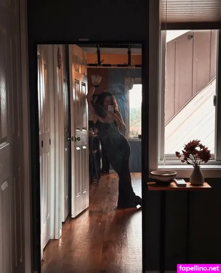 Leah Moves OnlyFans Thumbnail #YPb2cd7SWG