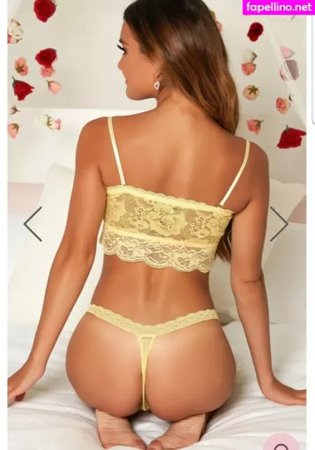 Leah Perkins Mimi Perkins OnlyFans Thumbnail #SlywWlHD7y