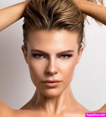 Leah Postol OnlyFans Thumbnail #VmBNaLwYq6