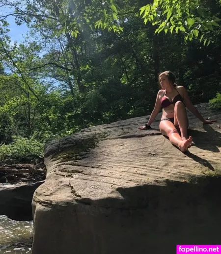 Leah Rae OnlyFans Thumbnail #yQsq5ArgPd